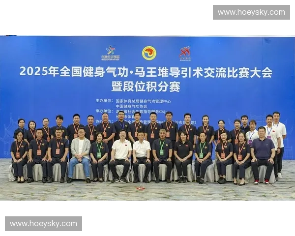 以体育局为中心推动全民健身与竞技体育协调发展新模式研究